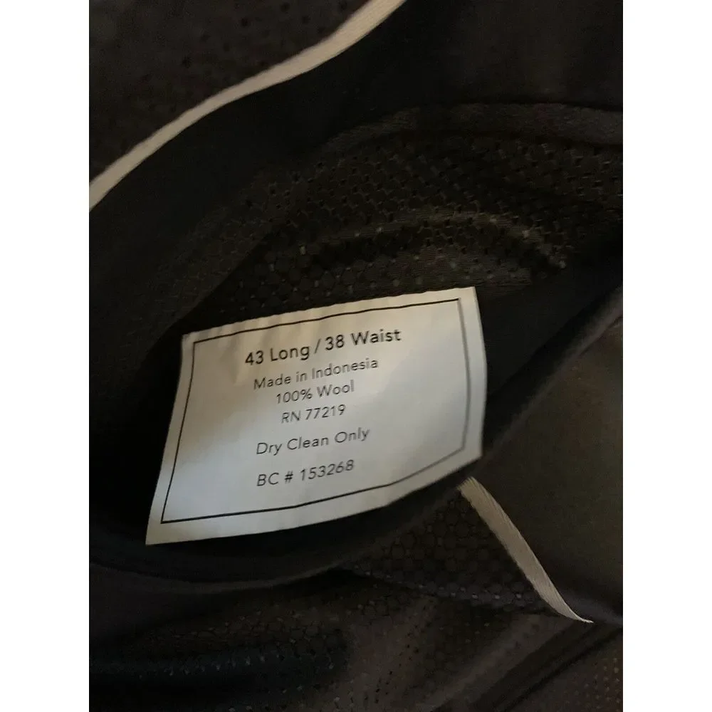 Pronto Uomo Men's 3‎ Piece Tuxedo 100% Wool Sz 43L Black with Vest Blk/Silver Gr